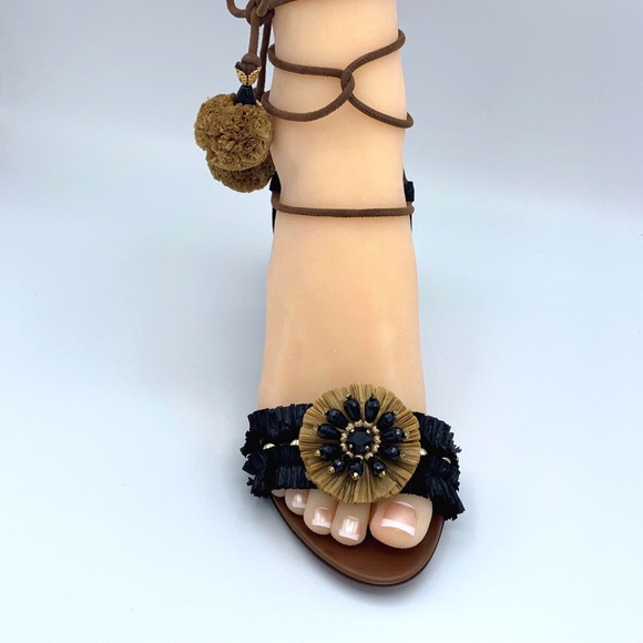 SOLD! NIB DOLCE & GABBANA Black Crystal Raffia Sandals - Picture 3 of 8